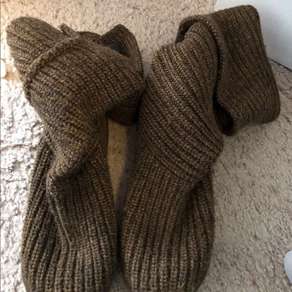 Knit uggs